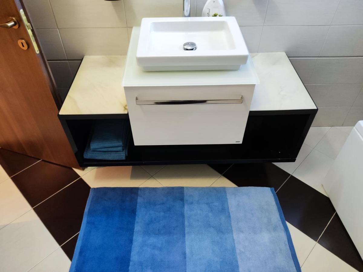 בוקרשט Aria Premium Apartment מראה חיצוני תמונה
